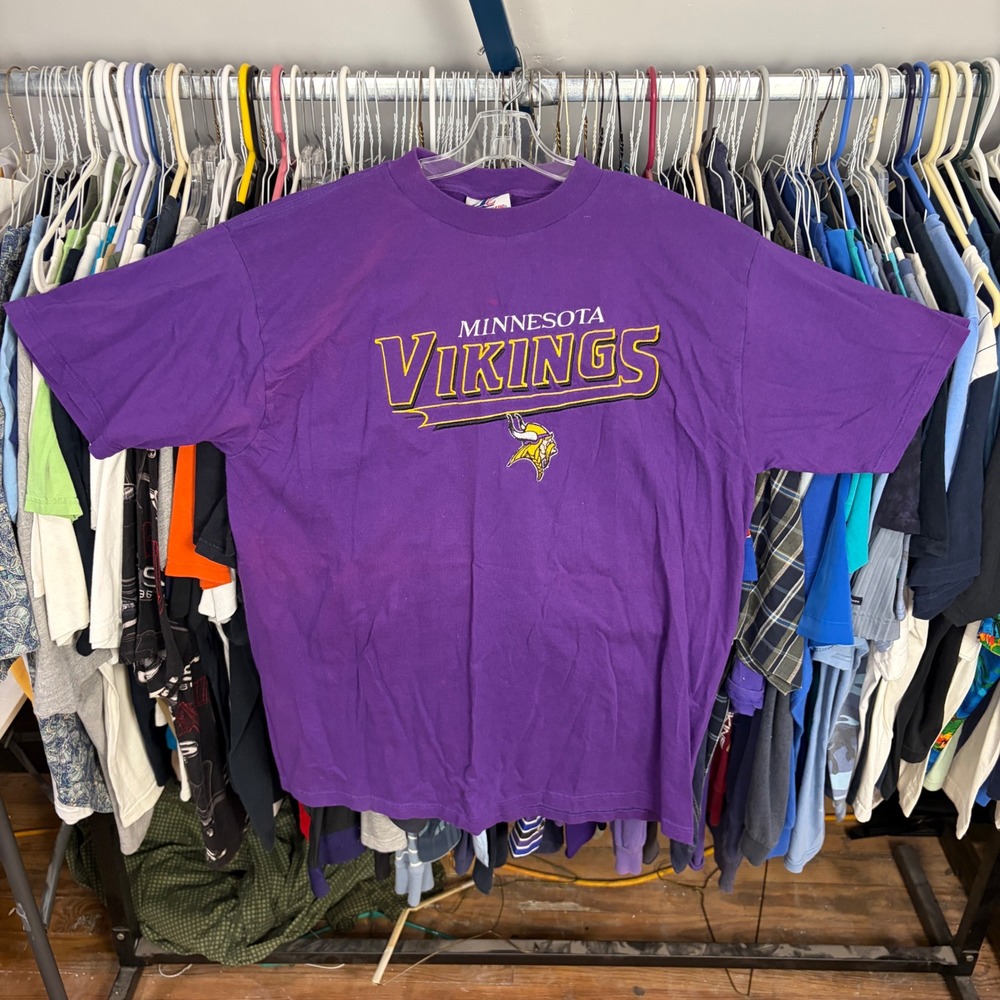 Vintage Logo Athletic Minnesota Vikings T-Shirt Purple Mens Large NFL Graphic
